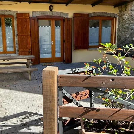 Bonita Planta Baja En Err Con Wifi Err