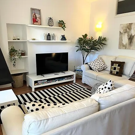 아파트 Bonita Planta Baja En Err Con Wifi Err